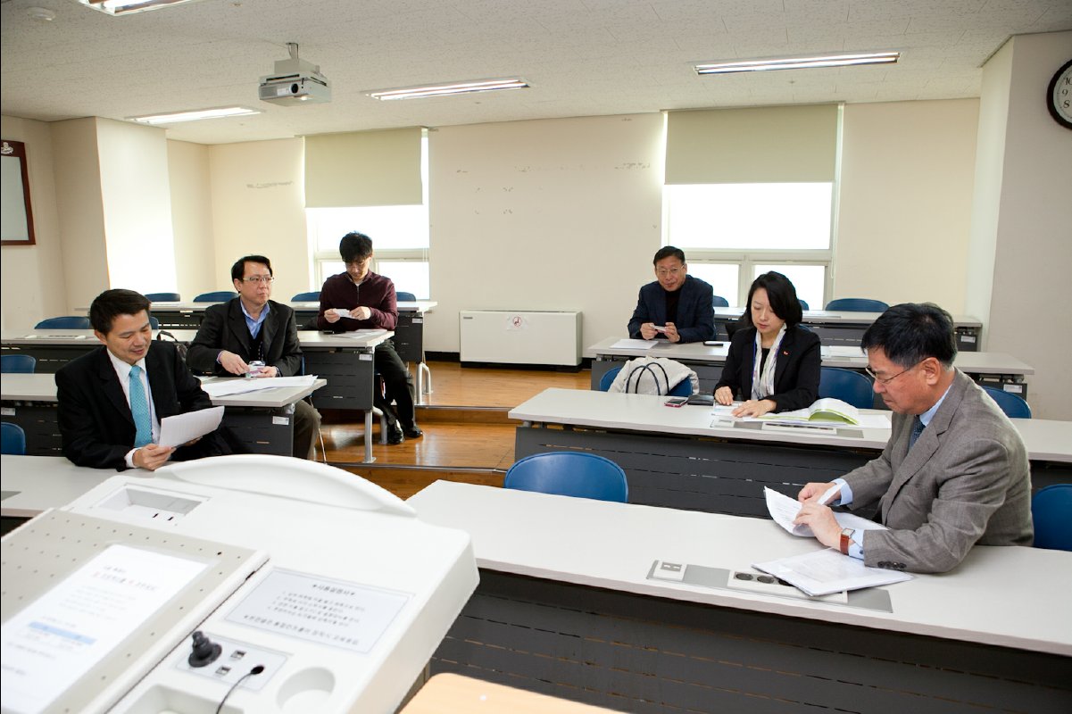 Social Venture Competition Asia03